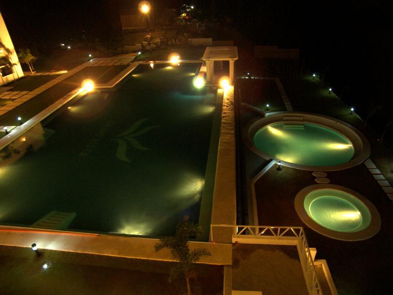 Boracay Grand Vista Resort & Spa Yapak Εξωτερικό φωτογραφία